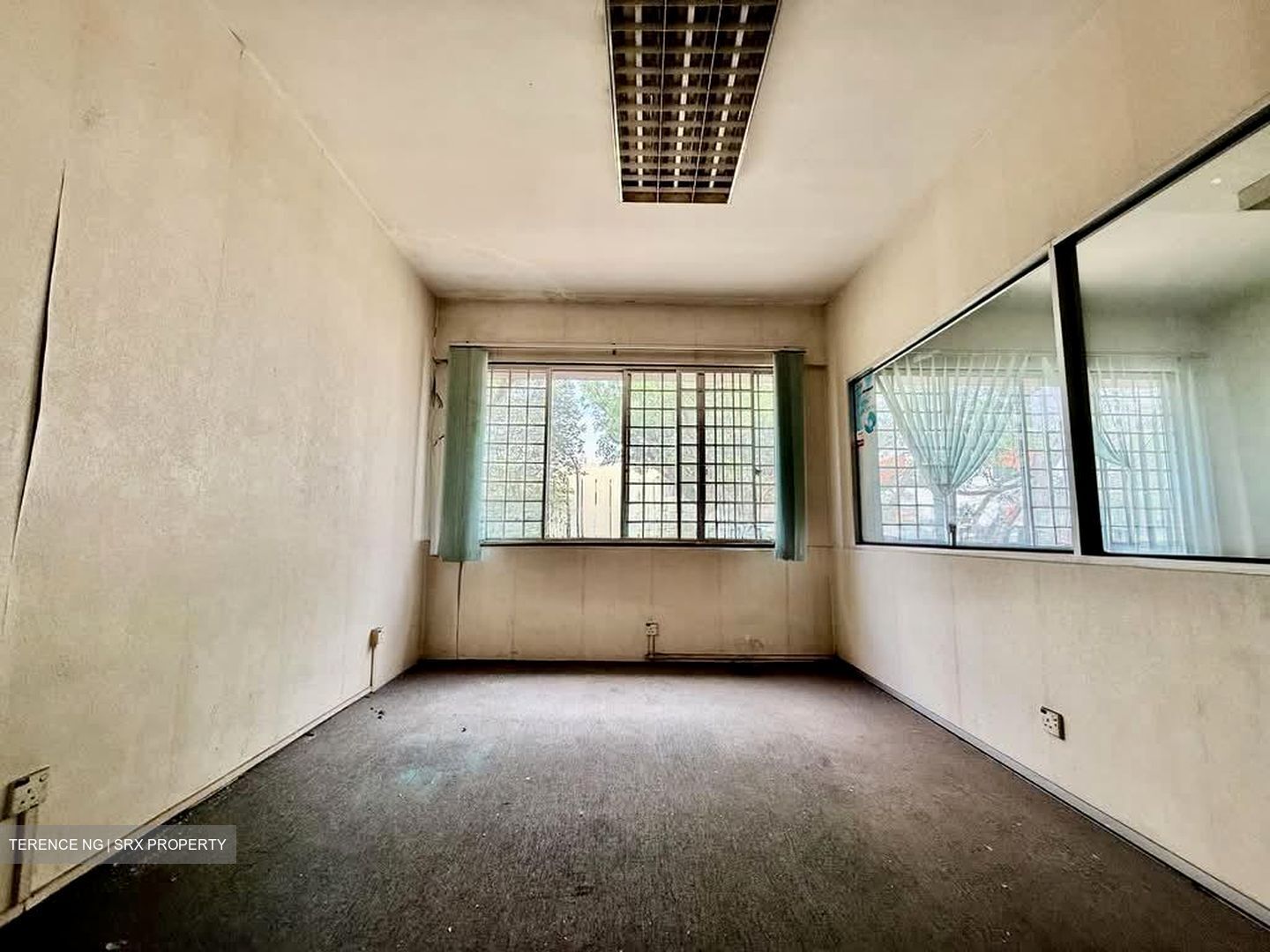 Yio Chu Kang Road (D19), Shop House #539950861